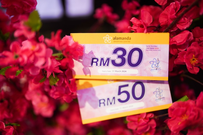 SURIA KLCC'S VINTAGE AFFAIR SPARKS CNY MAGIC
