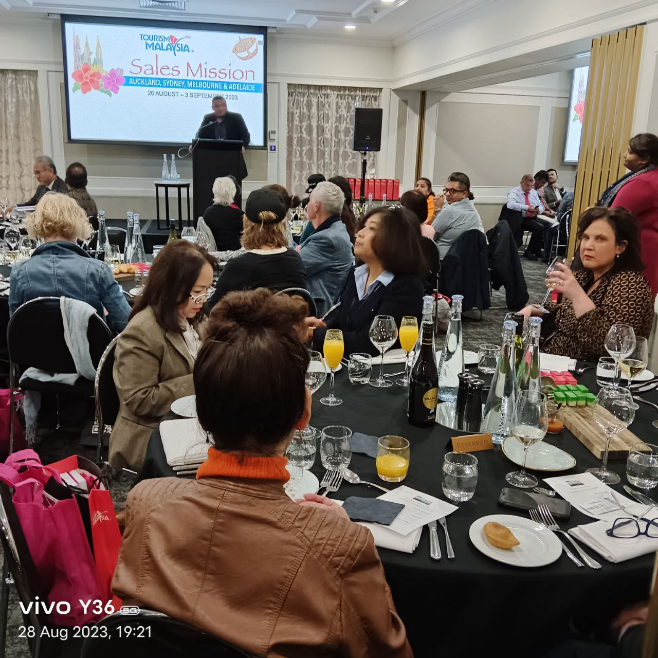 TOURISM MALAYSIA RETURNS TO ENTICE KIWIS TO VISIT MALAYSIA