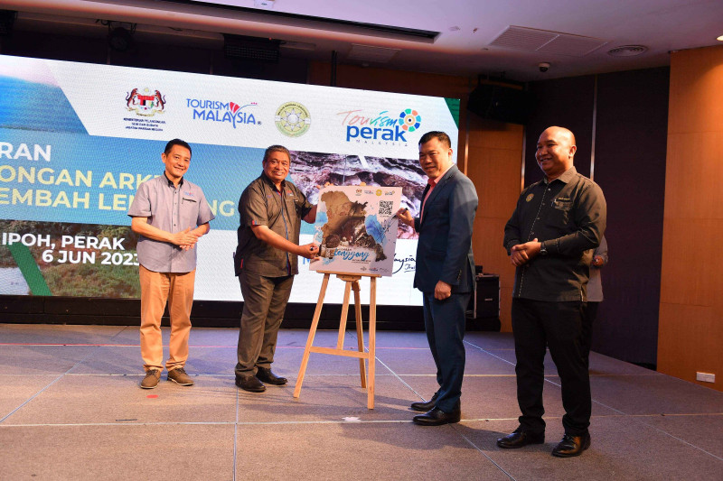TOURISM MALAYSIA LANCAR PAKEJ PELANCONGAN ARKEO & GEOPARK LEMBAH LENGGONG