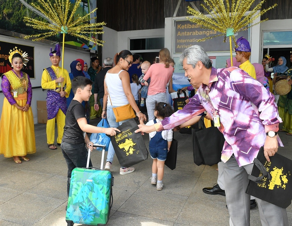 MALAYSIA WELCOMES CHARTER FLIGHT FROM KAZAKHSTAN TO LANGKAWI