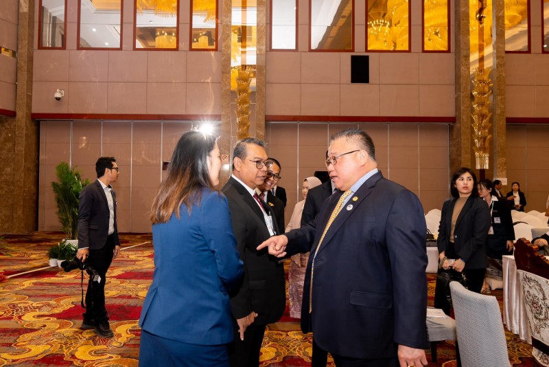 THE MINISTER OF TOURISM, ARTS, AND CULTURE, DATO SRI TIONG KING SING, EMPHASIZED MALAYSIA'S COMMITMENT TO STRENGTHENING REGIONAL TOURISM AT THE 27TH ASEAN TOURISM MINISTERS MEETING
