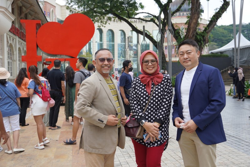 TOURISM MALAYSIA MENYAMBUT ULANG TAHUN KE-50 BERSAMA PROGRAM KERETAPI SARONG BERSEMPENA SAMBUTAN HARI MALAYSIA