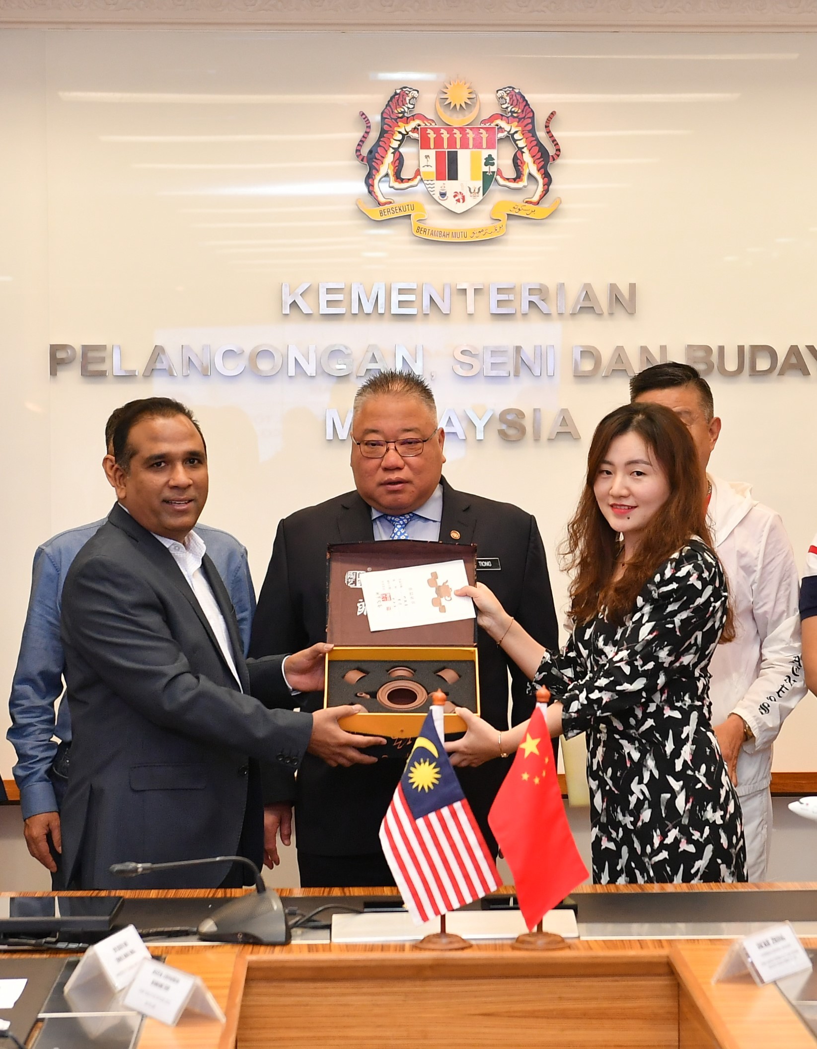 JIANGSU TOPVIEW SIGNS MOU WITH BATIK AIR FOR EXPANSION OF CHINA ROUTES