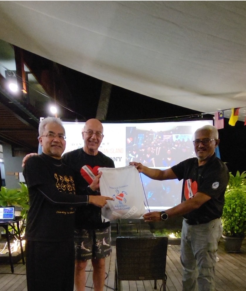 DIVEHEART BRINGS DISABLED DIVERS TO EXPLORE THE UNDERWATER WORLD OF PERHENTIAN
