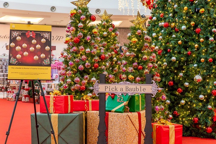 EMBRACING THE CHRISTMAS SPIRIT AT SURIA KLCC GROUP