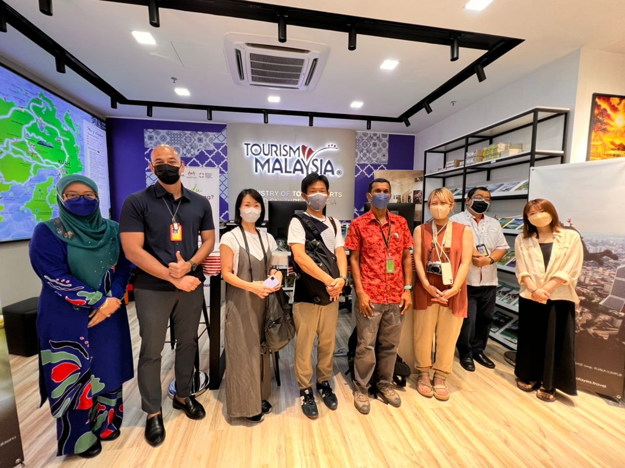 JAPANESE TRAVEL AGENTS & MEDIA FAM TRIP  TO MALAYSIA WITH MALAYSIA AIRLINES