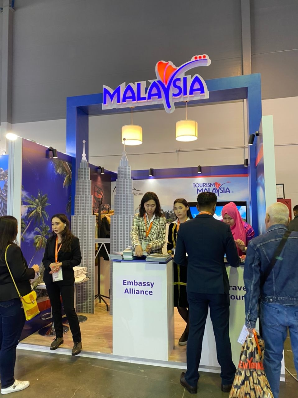 TOURISM MALAYSIA CONTINUES ITS PROMOTION TO CENTRAL ASIA MARKET AT KITF 2022  IN KAZAKHSTAN