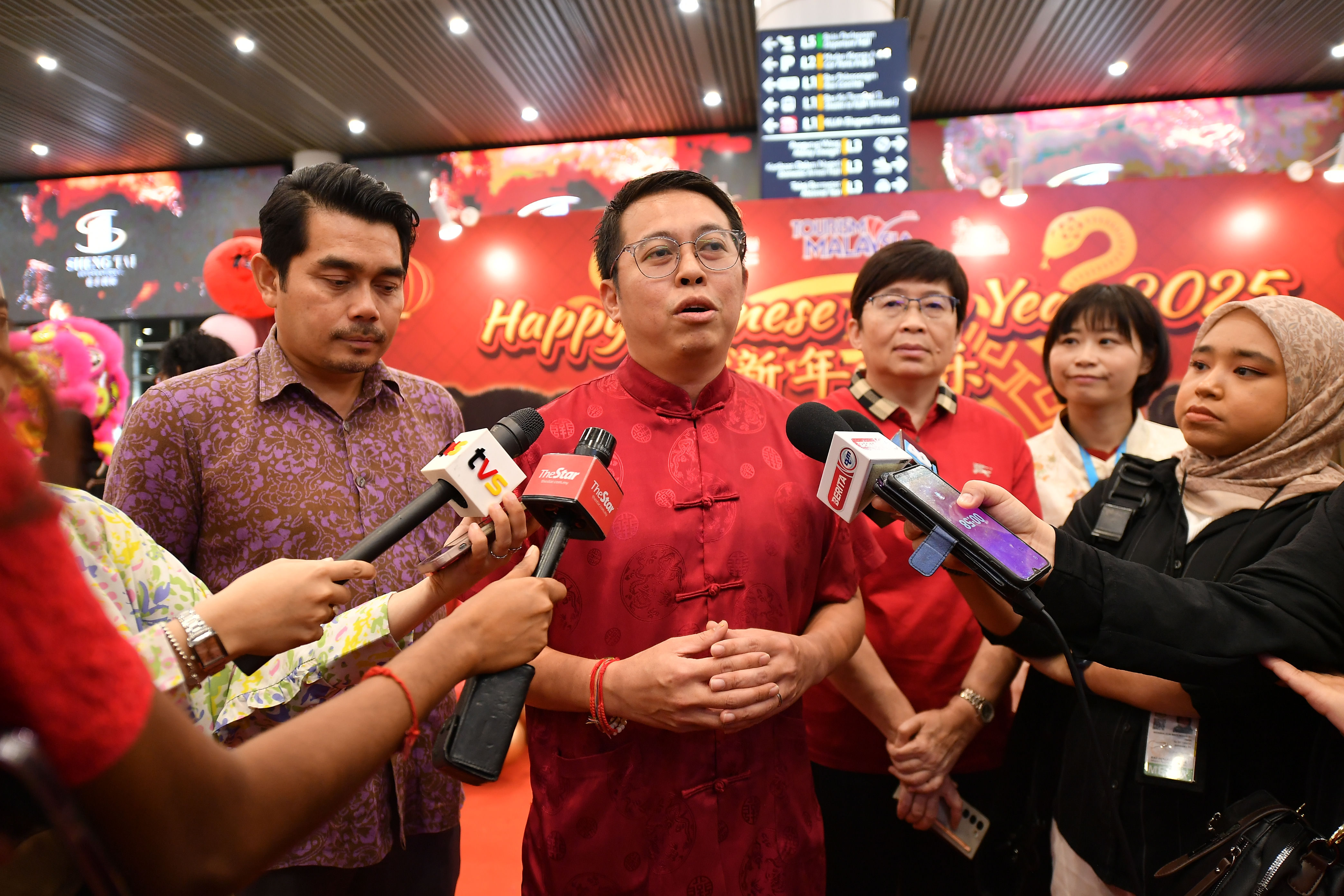 MALAYSIA CELEBRATES TOURIST ARRIVALS FOR CHINESE NEW YEAR FESTIVITIES