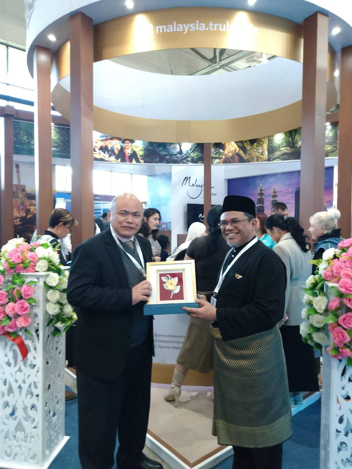 TOURISM MALAYSIA TAKES PART IN TASHKENT INTERNATIONAL TOURISM FAIR
