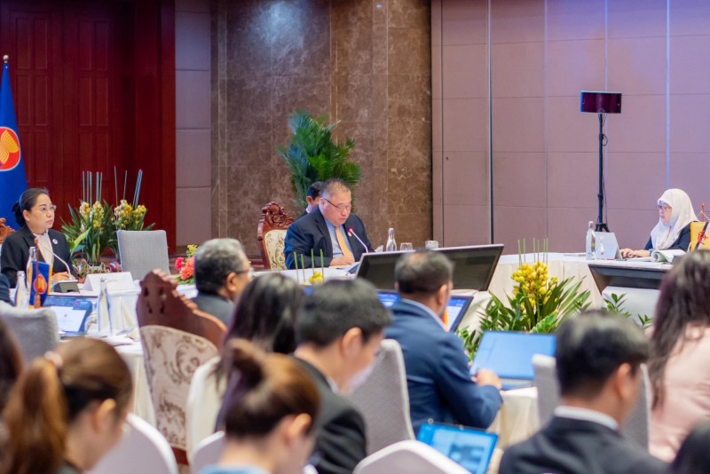 THE MINISTER OF TOURISM, ARTS, AND CULTURE, DATO SRI TIONG KING SING, EMPHASIZED MALAYSIA'S COMMITMENT TO STRENGTHENING REGIONAL TOURISM AT THE 27TH ASEAN TOURISM MINISTERS MEETING