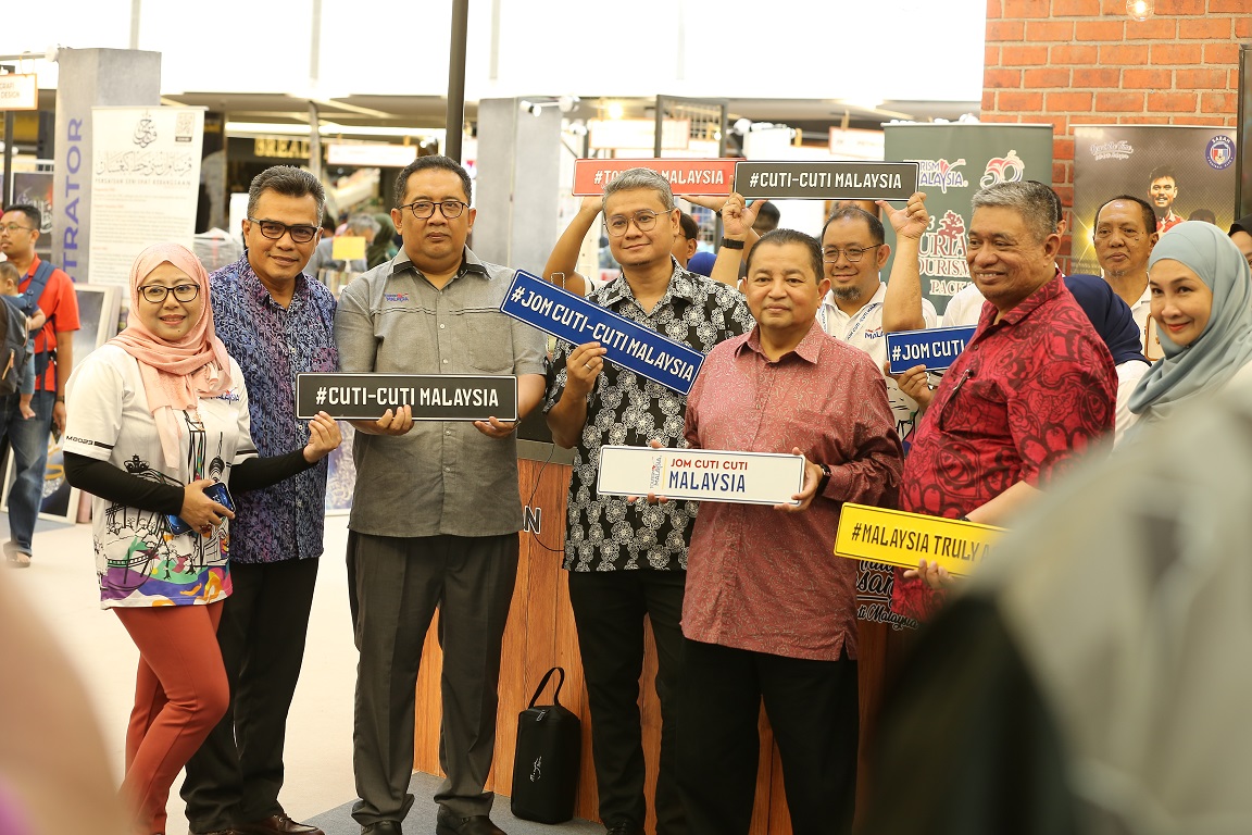 JERAYAWARA JOM CUTI-CUTI MALAYSIA 2023  TAWAR DISKAUN JUALAN PAKEJ PELANCONGAN SEHINGGA 50 PERATUS