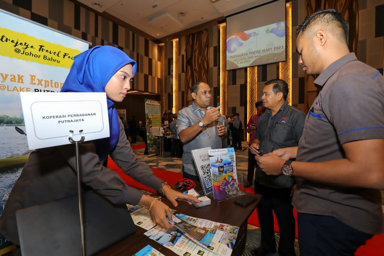 PUTRAJAYA TRAVEL MART TINGKATKAN PROMOSI PELANCONGAN DI JOHOR