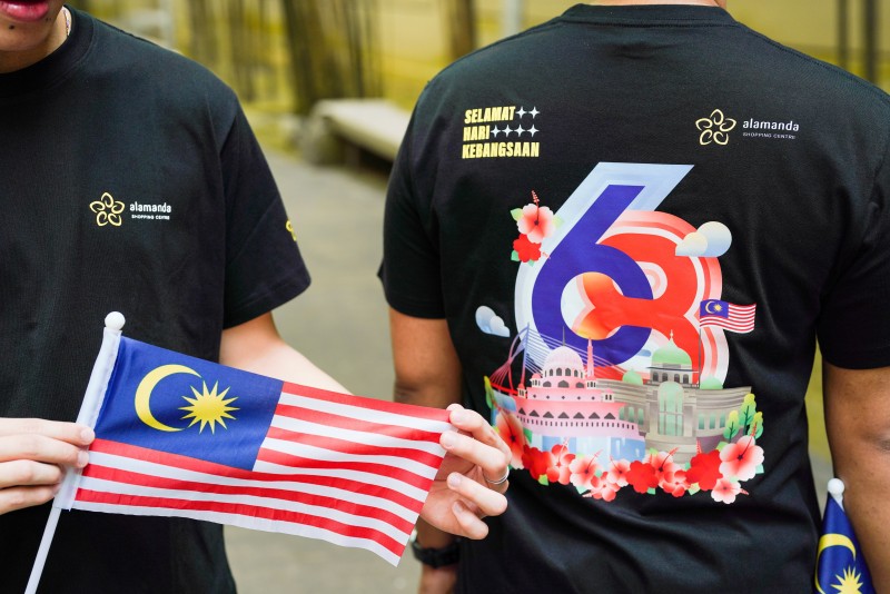 MERDEKA FESTIVITIES IN FULL SWING AT ALAMANDA PUTRAJAYA AND MESRA MALL KEMAMAN