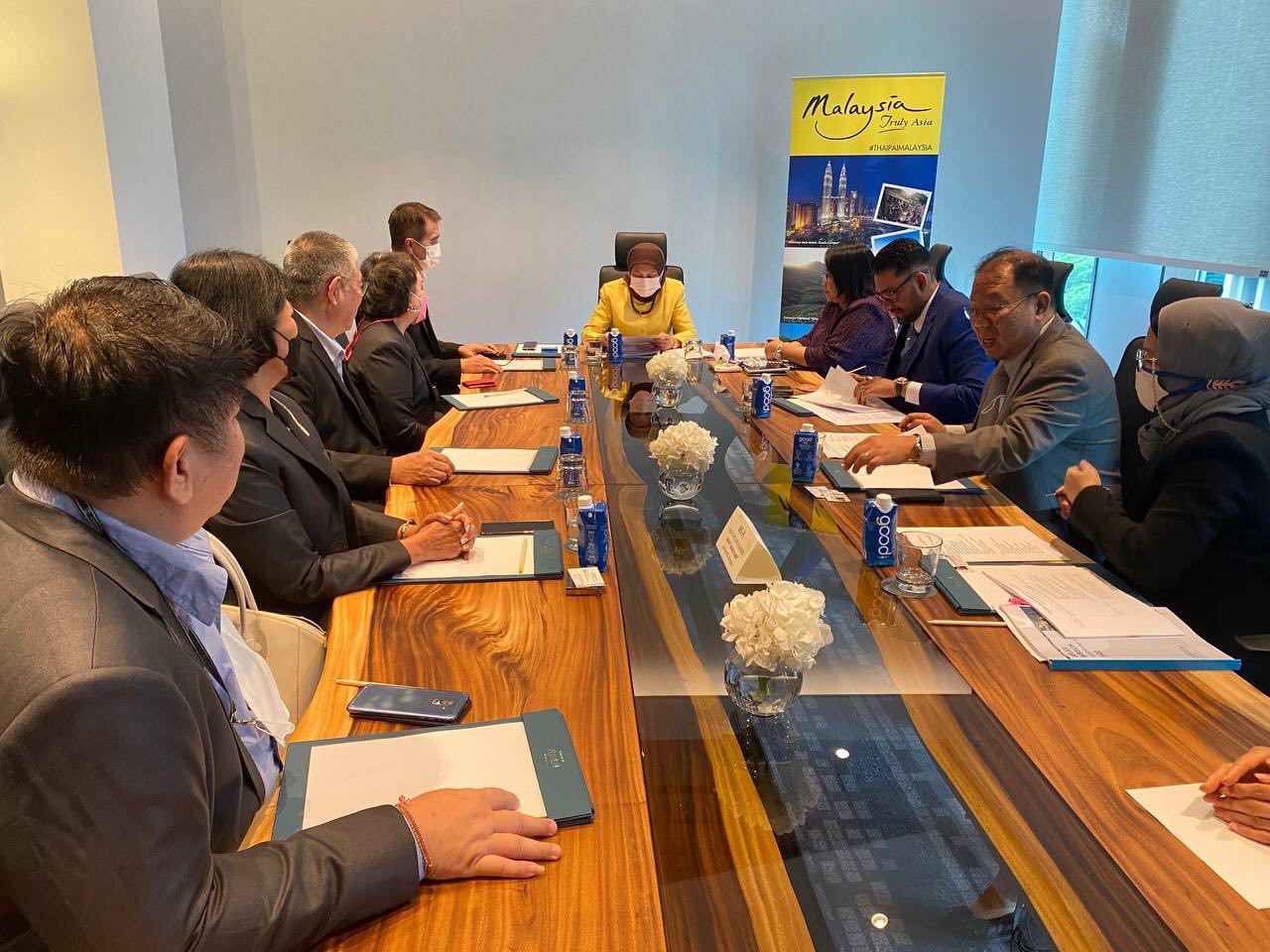 TOURISM MALAYSIA ORGANISES FIRST SALES MISSION  IN THAILAND AFTER BORDER REOPENS