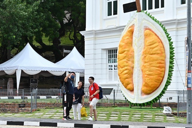 PROGRAM MAGICAL MELAKA FOOD & FRUIT FEST 2022 BERSEMPENA MAGIC OF THE NIGHT 2022