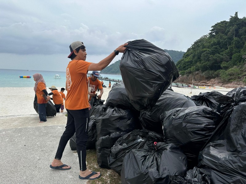 TOURISM MALAYSIA EMBRACES SUSTAINABILITY THROUGH CSR INITIATIVE ON REDANG ISLAND
