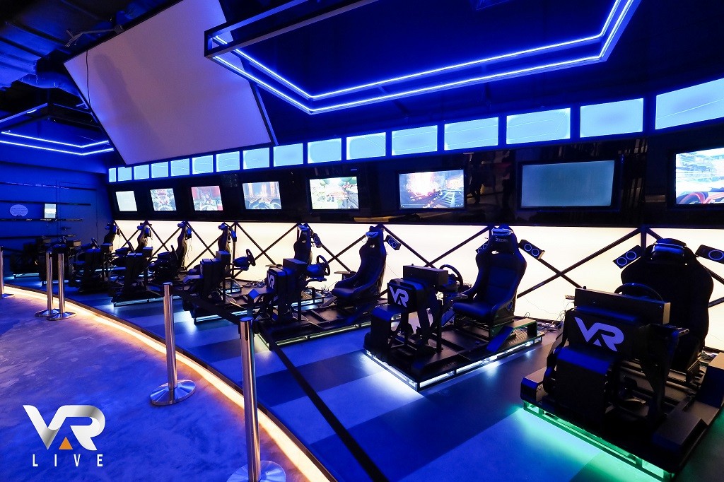 TOP NEW EXPERIENCES FOR SHOPAHOLICS!