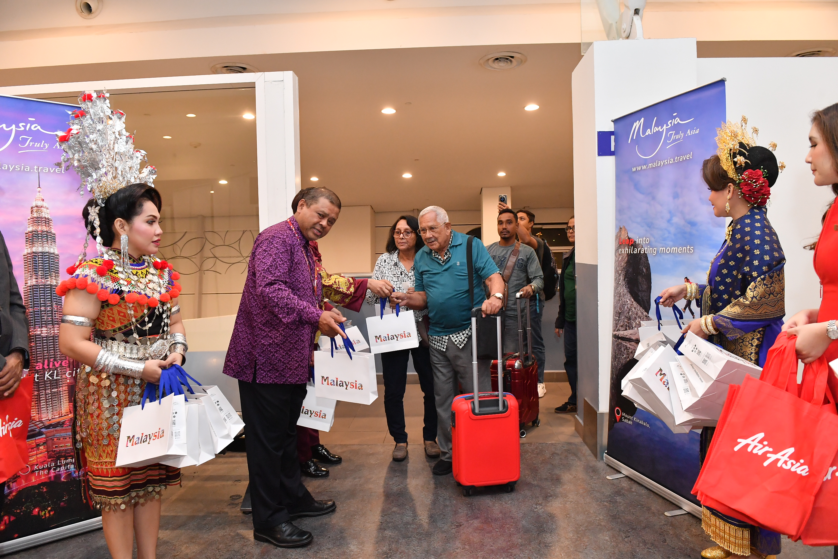 TOURISM MALAYSIA WELCOMES NEW AIRASIA DIRECT FLIGHTS FROM INDIA