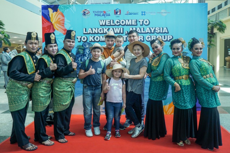 MALAYSIA WELCOMES CHARTER FLIGHT FROM KAZAKHSTAN TO LANGKAWI