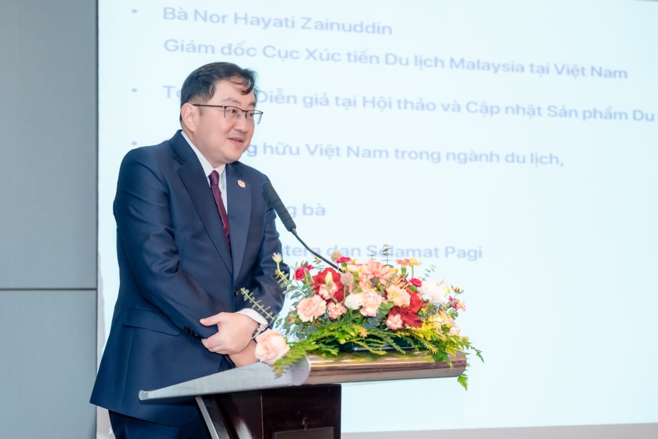 DISCOVER SARAWAK'S CHARMS AT MALAYSIA'S BOOTH IN VIETNAM INTERNATIONAL TRAVEL MART (VITM) 2024