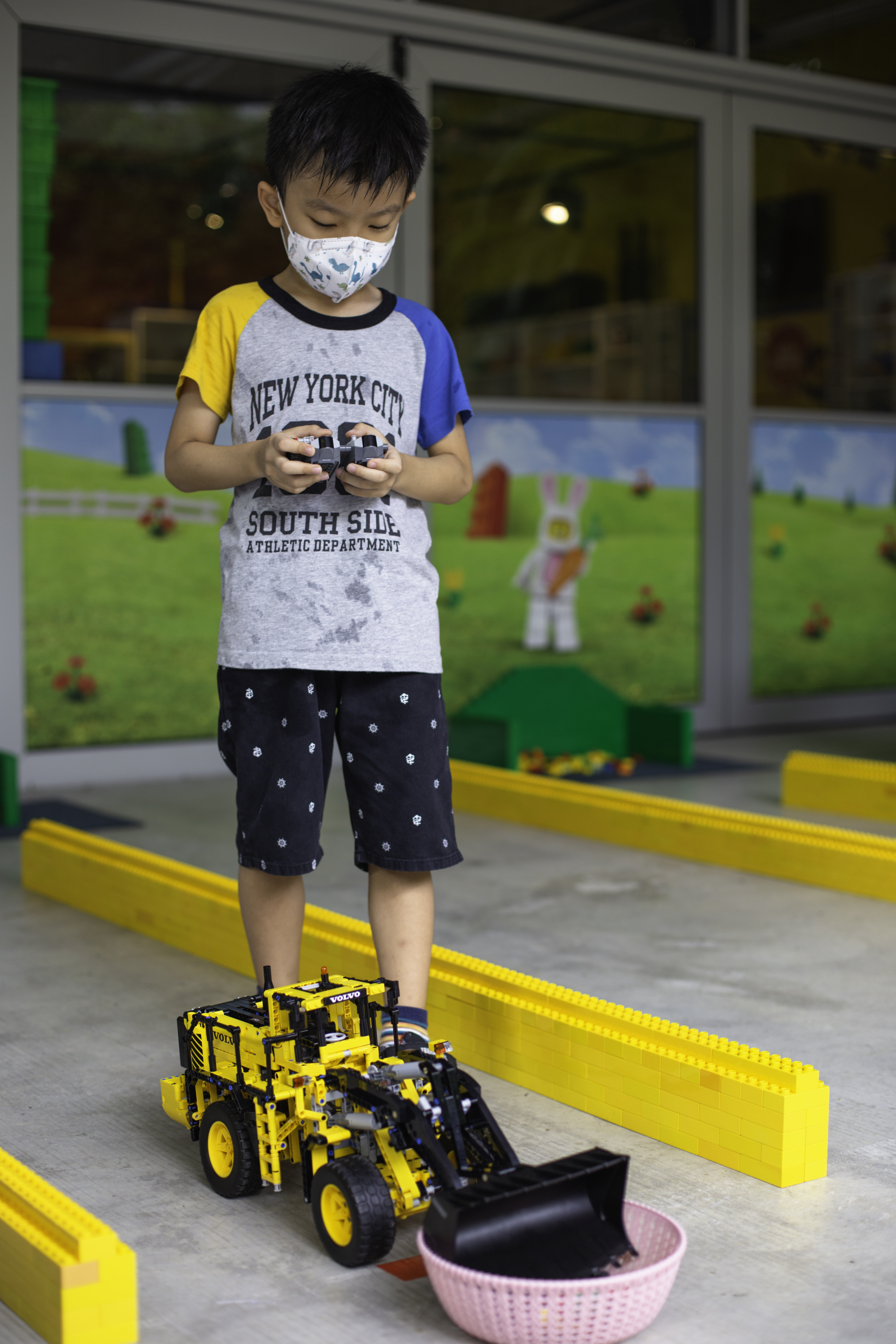 READY, GET SET, LEGOLAND!