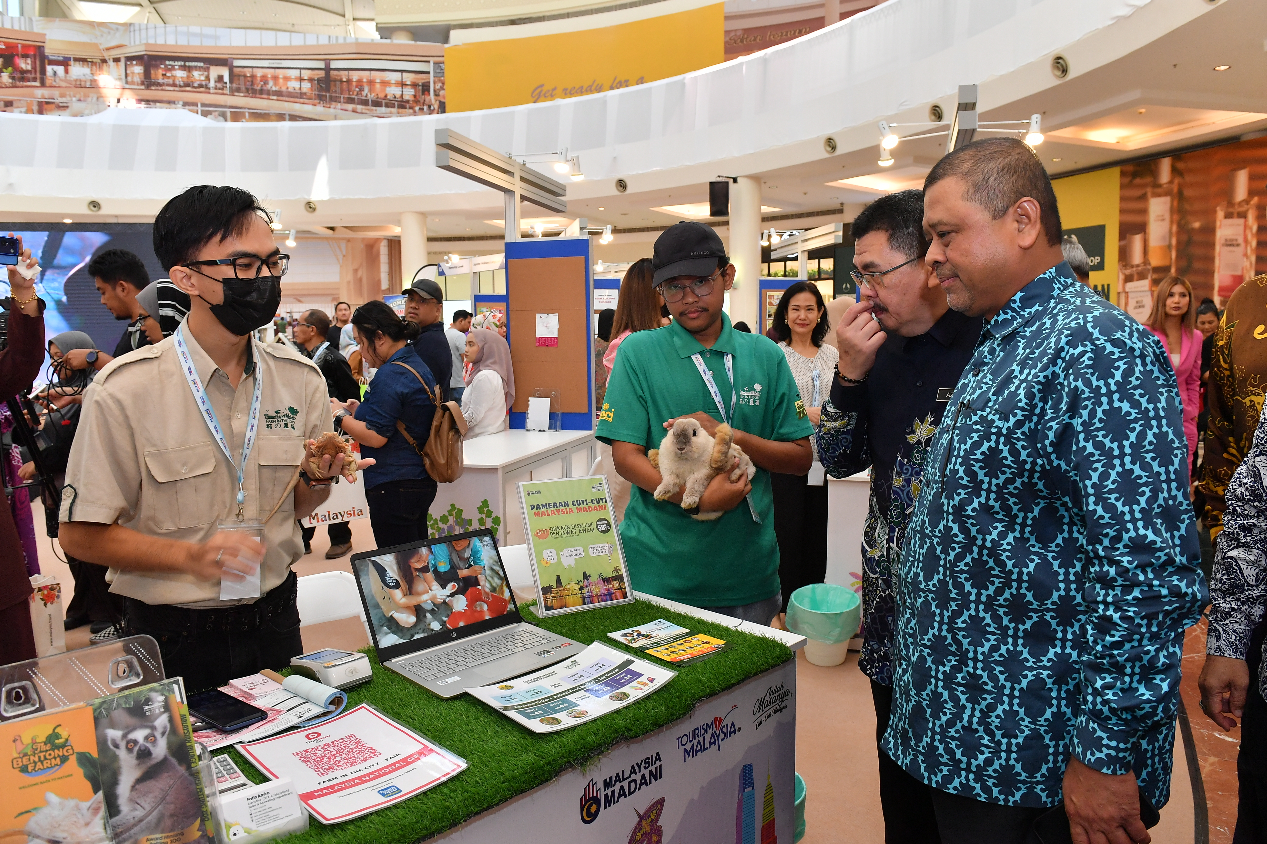 PAMERAN CUTI-CUTI MALAYSIA MADANI PENJAWAT AWAM 2024 TAWAR JUALAN PAKEJ PELANCONGAN ISTIMEWA