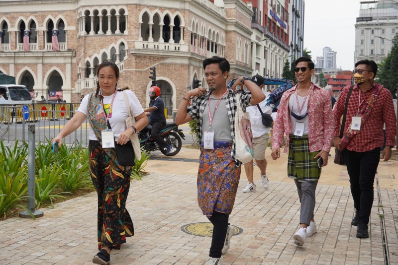TOURISM MALAYSIA MENYAMBUT ULANG TAHUN KE-50 BERSAMA PROGRAM KERETAPI SARONG BERSEMPENA SAMBUTAN HARI MALAYSIA