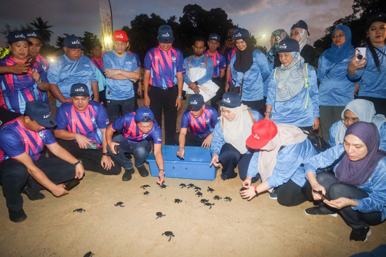 TOURISM MALAYSIA JOINS IN TURTLE CONSERVATION EFFORT AS PART OF SUSTAINABLE TOURISM PRACTICES