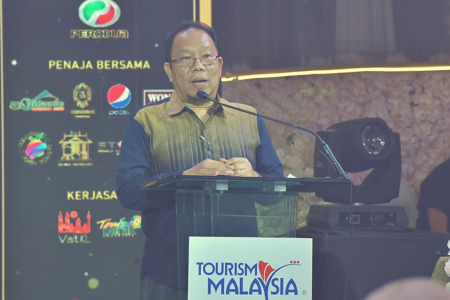 TOURISM MALAYSIA HARGAI SUMBANGAN MEDIA  JAYAKAN PROMOSI, BANTU PEMULIHAN  INDUSTRI PELANCONGAN