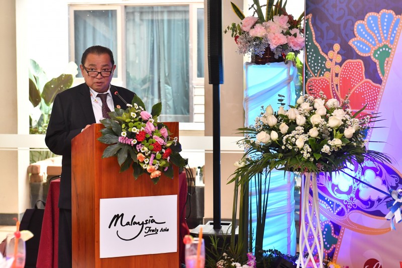 SAVOUR AND EXPERIENCE MALAYSIAN FOOD & CULTURE IN VIENTIANE