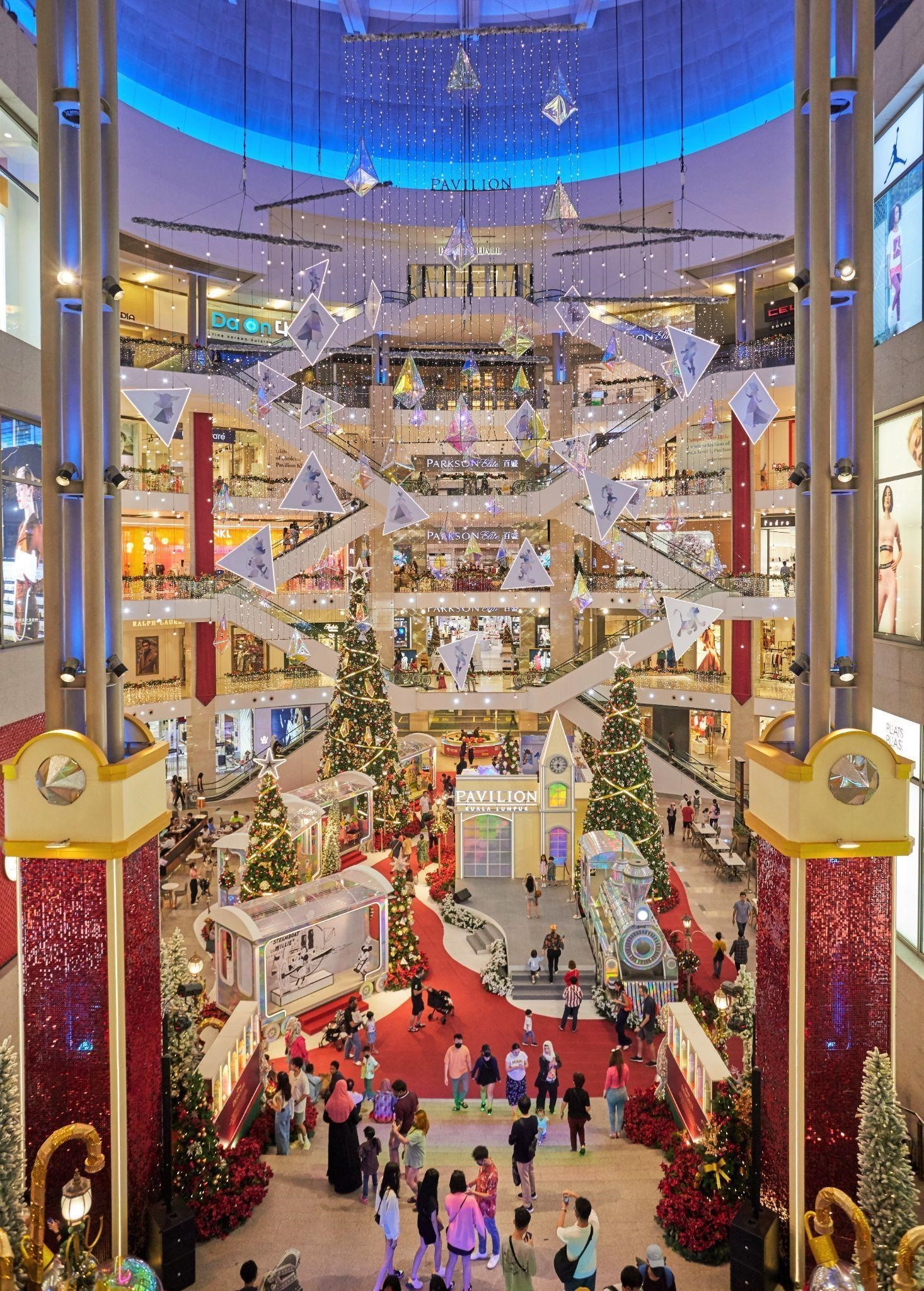 DISCOVER THE WONDERS OF CHRISTMAS AT PAVILION REIT MALLS