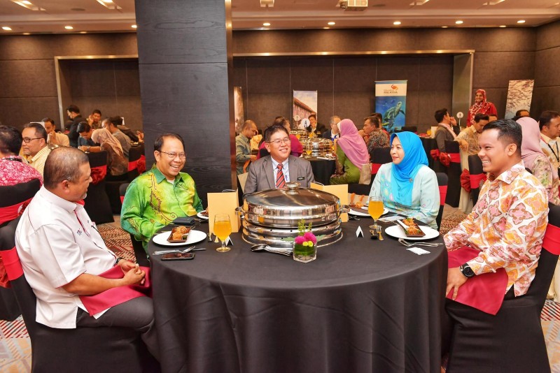 KERJASAMA TOURISM MALAYSIA – EMGS TINGKATKAN PROMOSI PELANCONGAN PENDIDIKAN