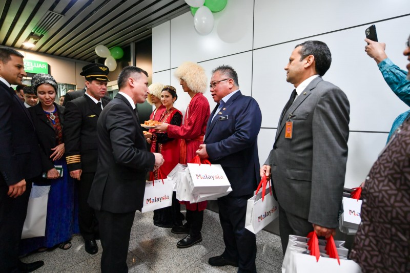 MALAYSIA WELCOMES TURKMENISTAN AIRLINES' INAUGURAL FLIGHT FROM ASHGABAT TO KUALA LUMPUR EXPANDING CENTRAL ASIAN CONNECTIVITY