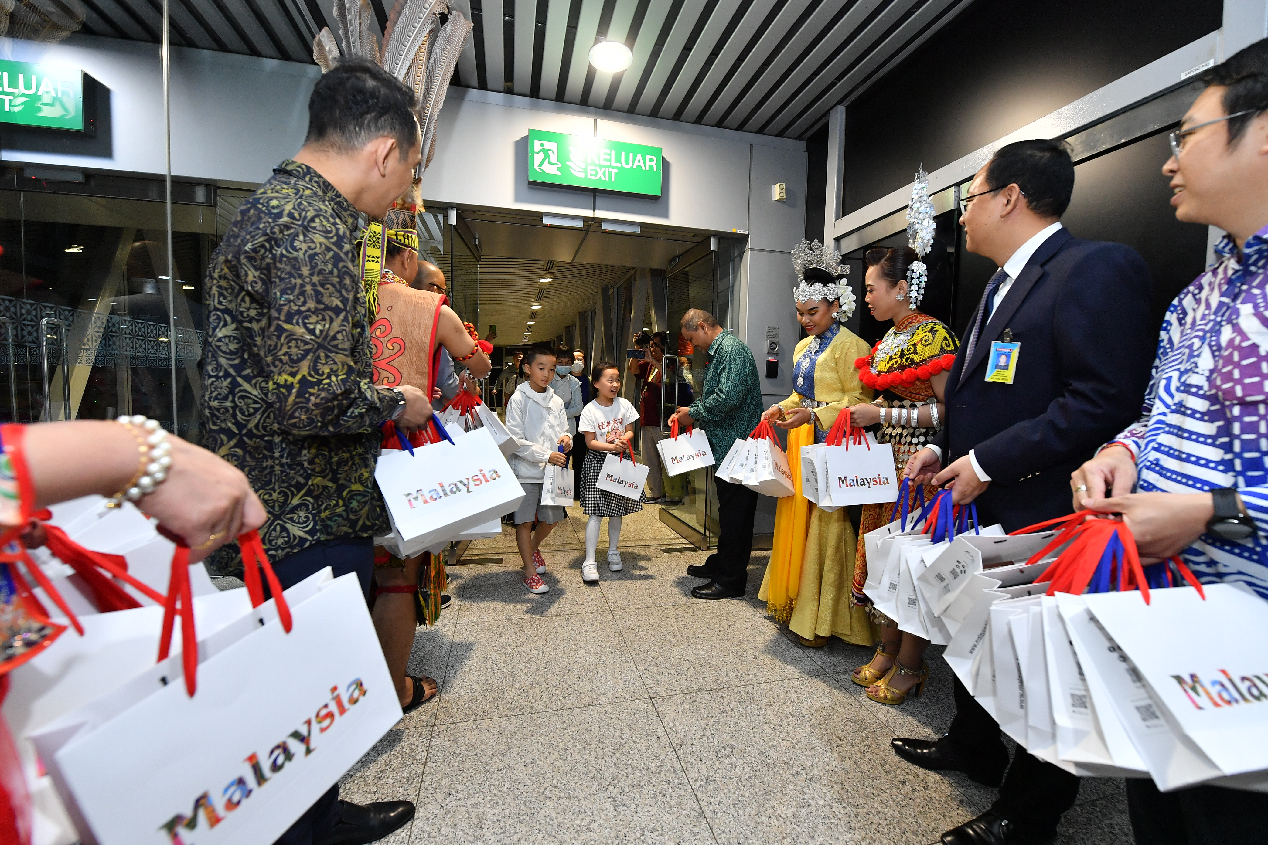 MALAYSIA WELCOMES NEW SICHUAN AIRLINES AND CHINA SOUTHERN AIRLINES ROUTES TO KUALA LUMPUR