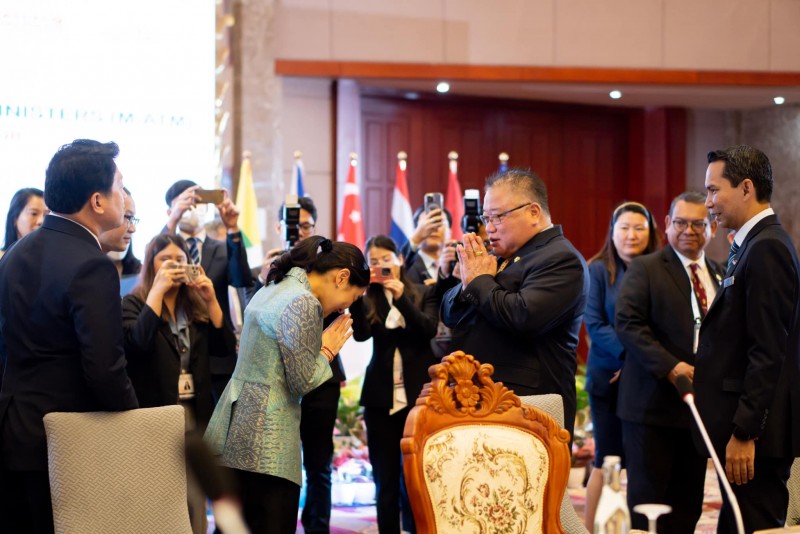 THE MINISTER OF TOURISM, ARTS, AND CULTURE, DATO SRI TIONG KING SING, EMPHASIZED MALAYSIA'S COMMITMENT TO STRENGTHENING REGIONAL TOURISM AT THE 27TH ASEAN TOURISM MINISTERS MEETING