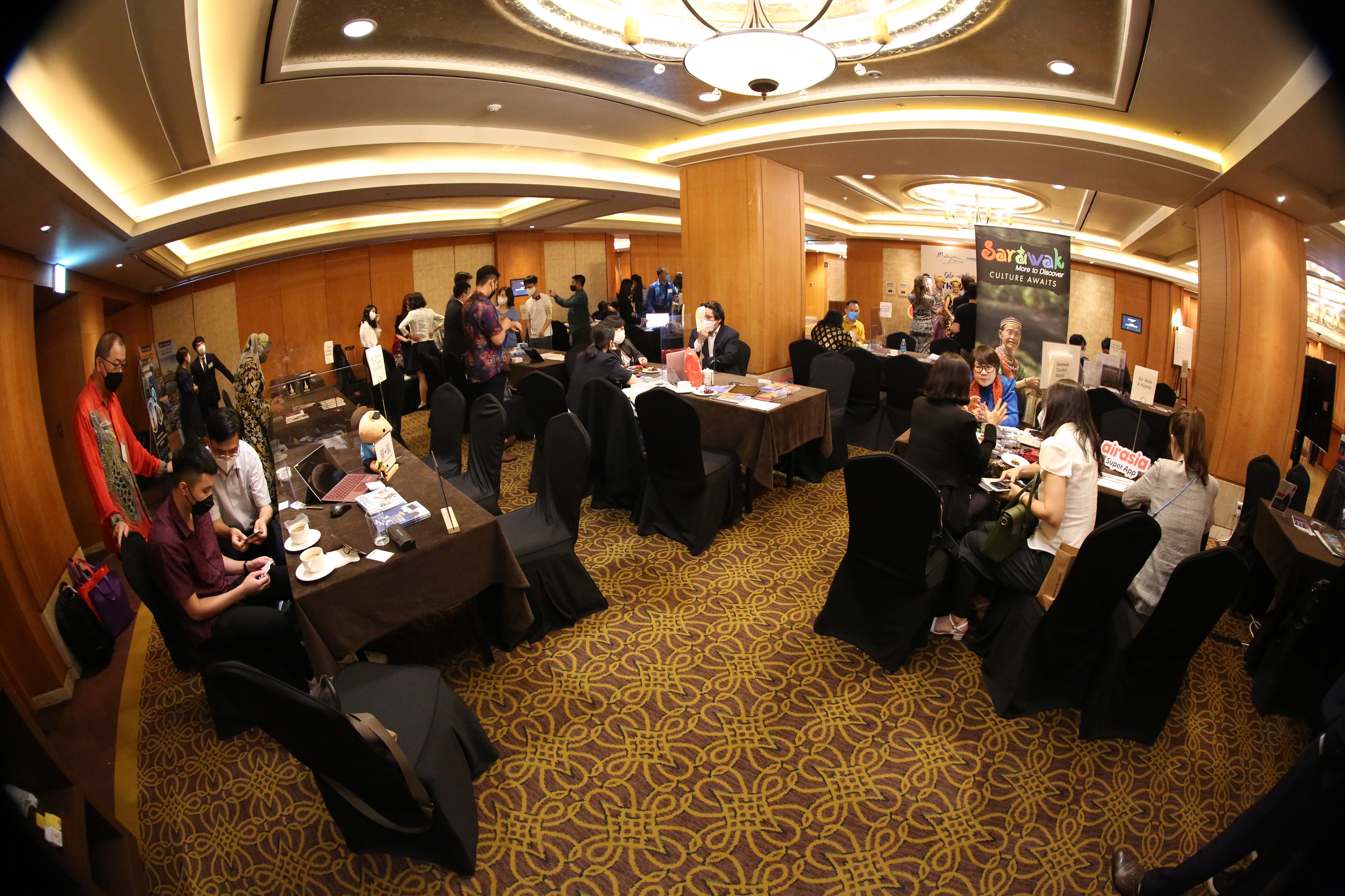 TOURISM MALAYSIA LAUNCHES ROADSHOW IN  SOUTH KOREA TO BOOST TOURIST ARRIVALS