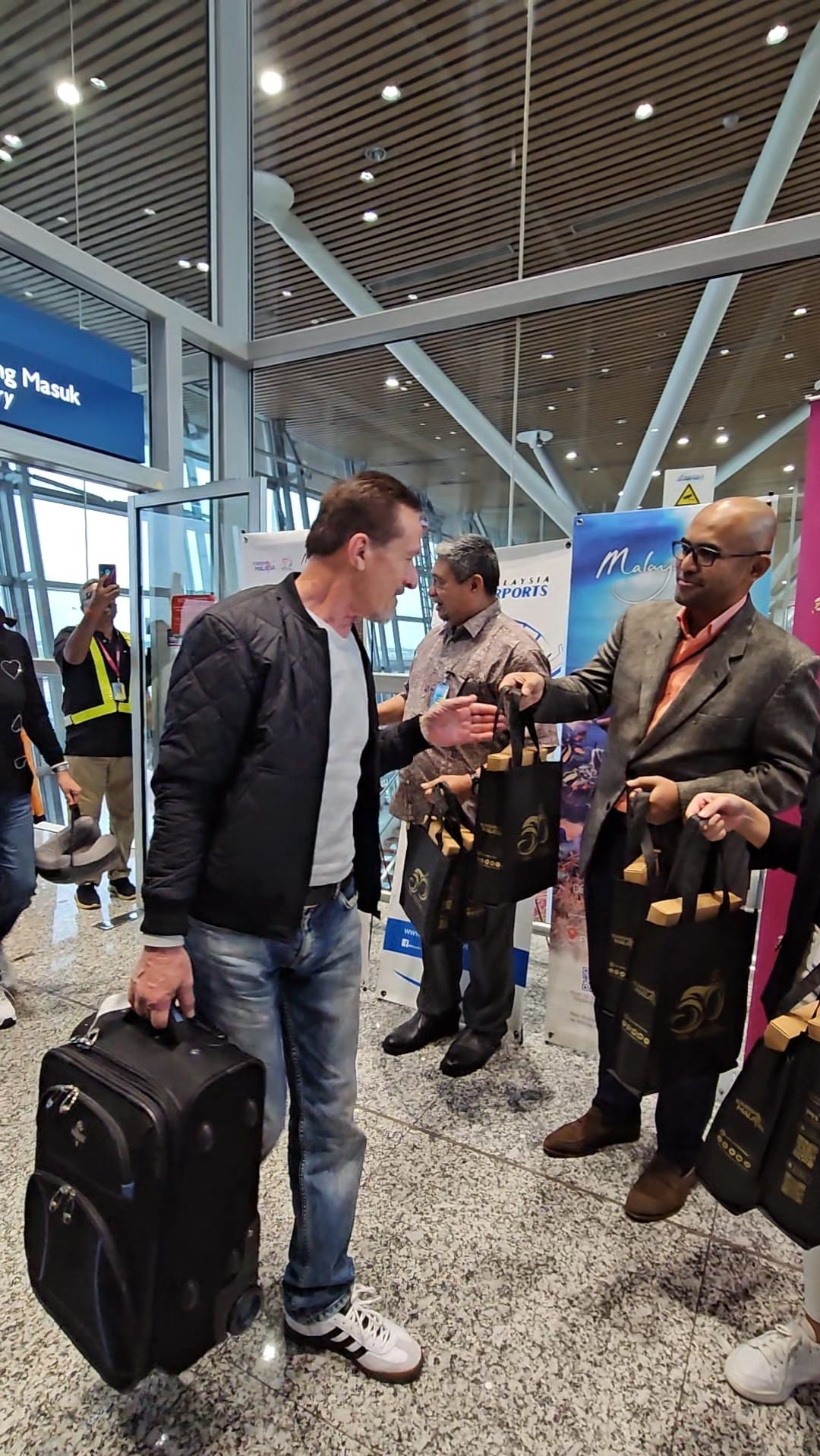 BATIK AIR COMMENCES FLIGHTS TO AUCKLAND VIA PERTH