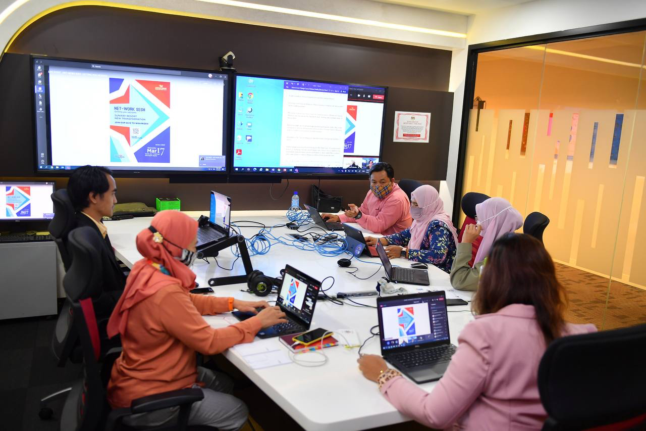 NET-WORK SESH Getting you up2date!  with Sunway City, Kuala Lumpur.