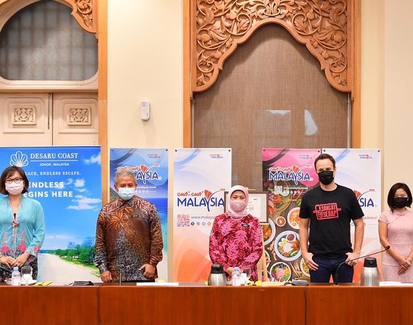 Certificate of Appreciation to The Food Ranger "The Ultimate Malaysia Road Trip" by Minister of Tourism, Arts and Culture Malaysia