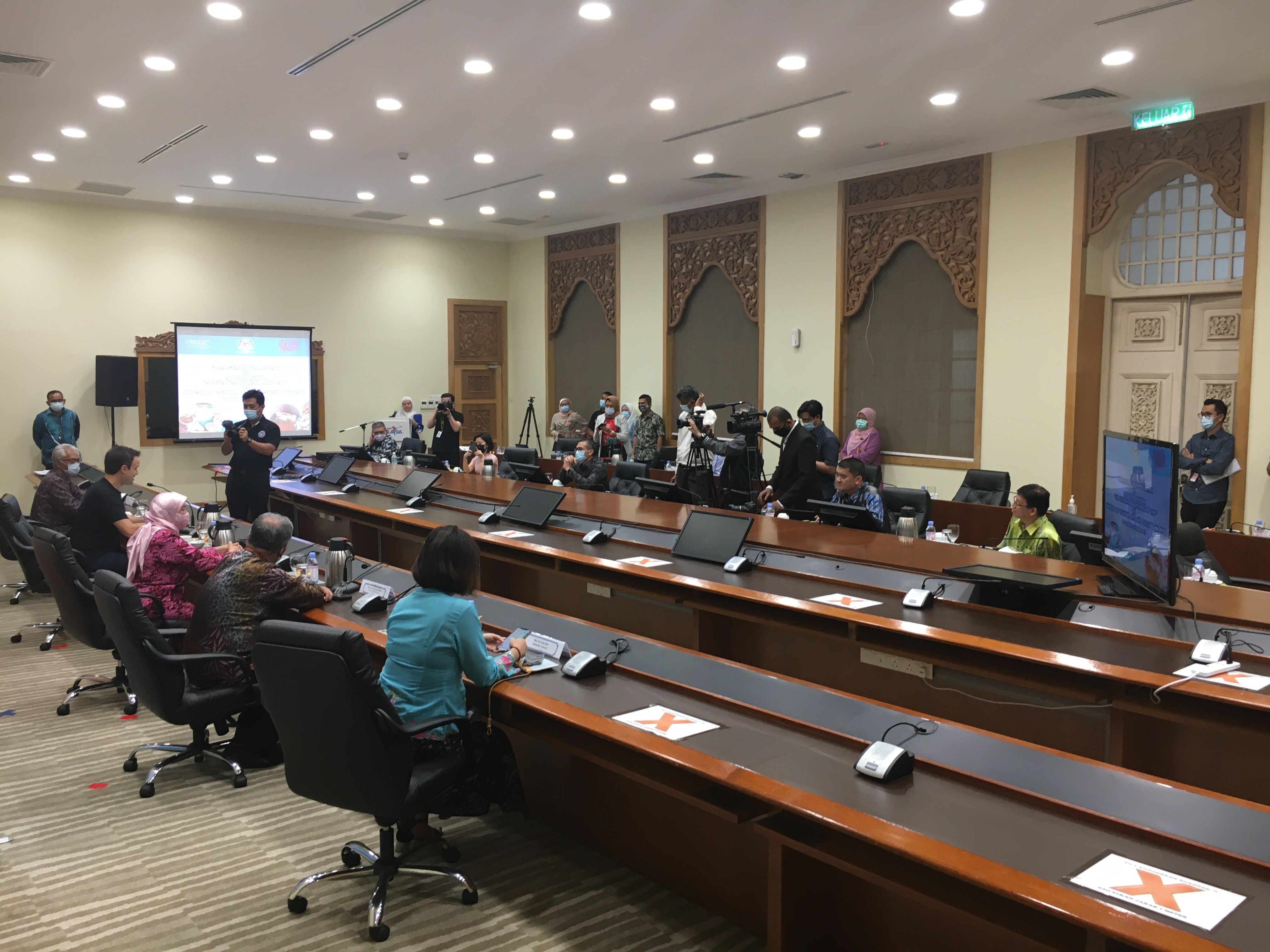 Certificate of Appreciation to The Food Ranger "The Ultimate Malaysia Road Trip" by Minister of Tourism, Arts and Culture Malaysia