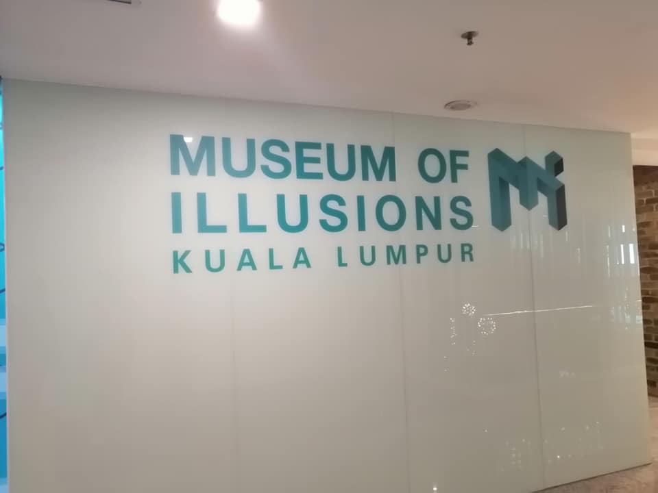 Networking Trip Kuala Lumpur : Kwai Chai Hong Street, Saloma Link & Museum of Illusions