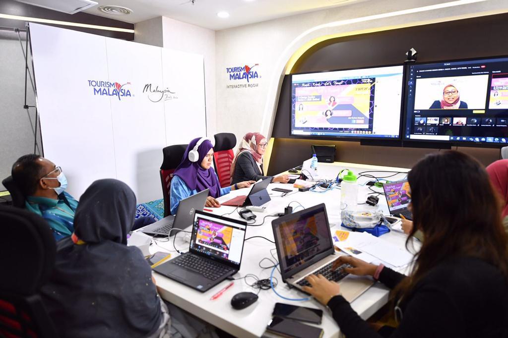 X Change Session Series 4/2020 (Online) Knock..Knock.. Let's Travel !!! Desaru Coast Malaysia, Kwai Chai Hong Street, KL and Saujana Hotel Sdn Bhd