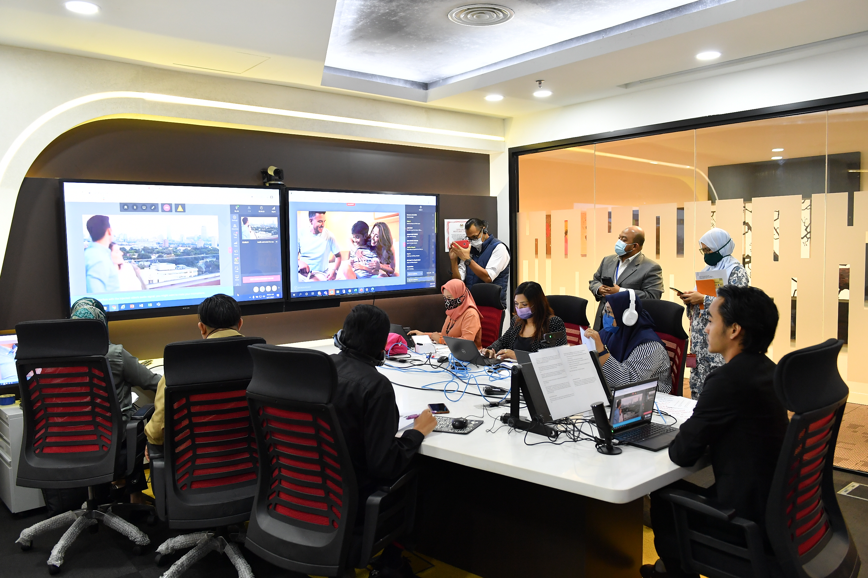 Net-Work Sesh: Getting you Up2Date! Siri 2/2021 with Hilton Malaysia