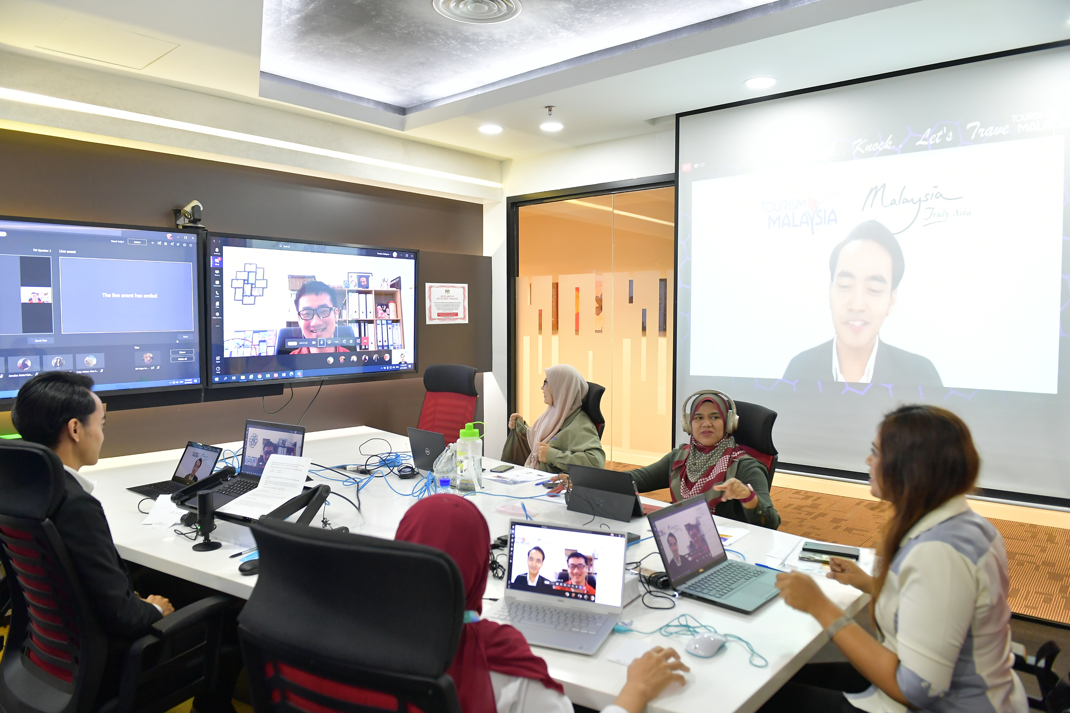 X-Change Session Series 5/2020 (Online) Knock-Knock Let's Travel..... Gamuda Cove, Intercontinental Hotels Group & D' Artisan Cheese.