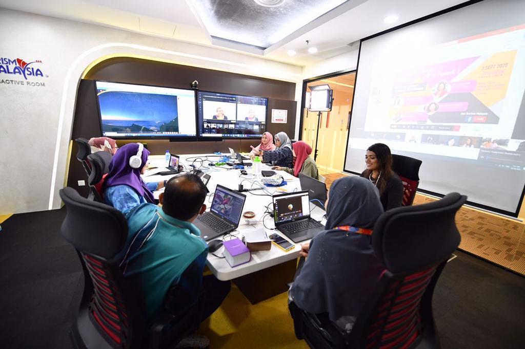 X Change Session Series 4/2020 (Online) Knock..Knock.. Let's Travel !!! Desaru Coast Malaysia, Kwai Chai Hong Street, KL and Saujana Hotel Sdn Bhd