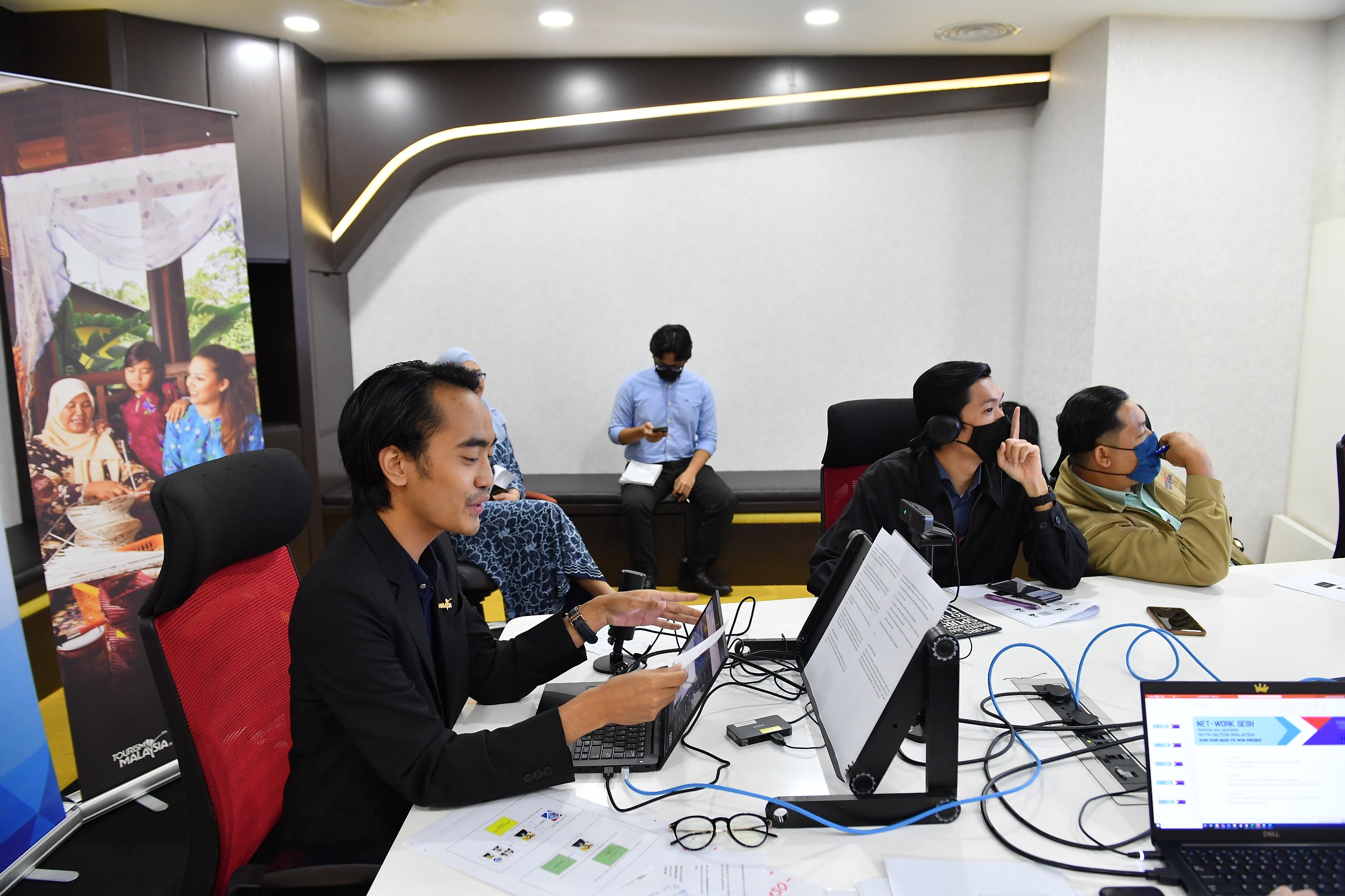 Net-Work Sesh: Getting you Up2Date! Siri 2/2021 with Hilton Malaysia