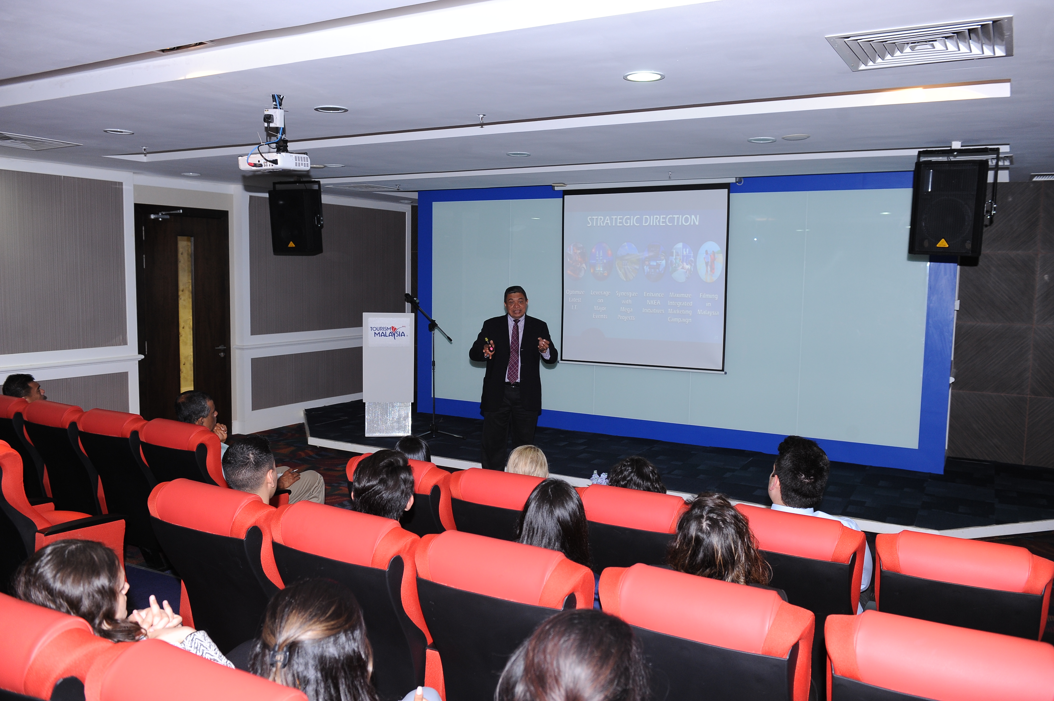 Tourism Briefing for student from St Mary University, Texas, USA